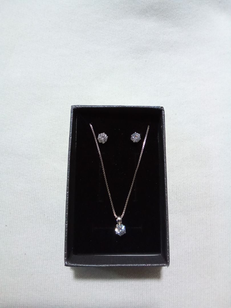 Conjunto plata circonitas