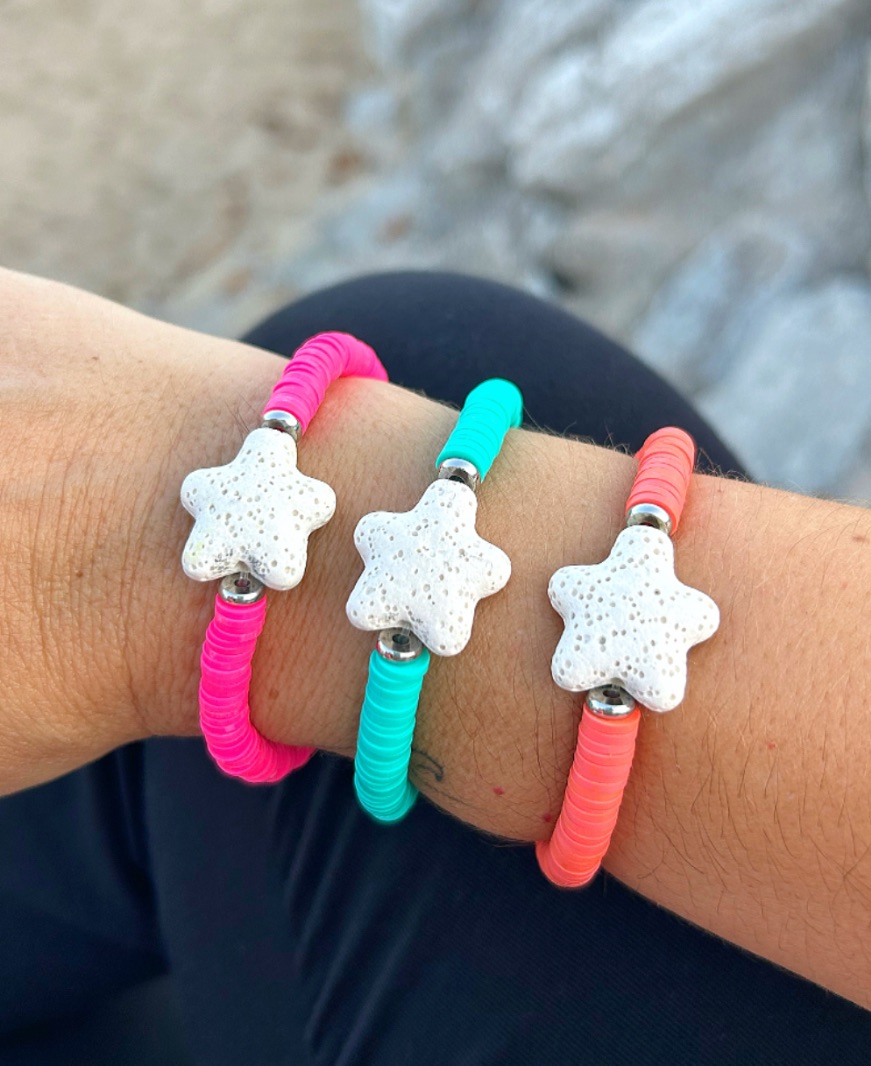 Pulsera heishi con estrella de mar