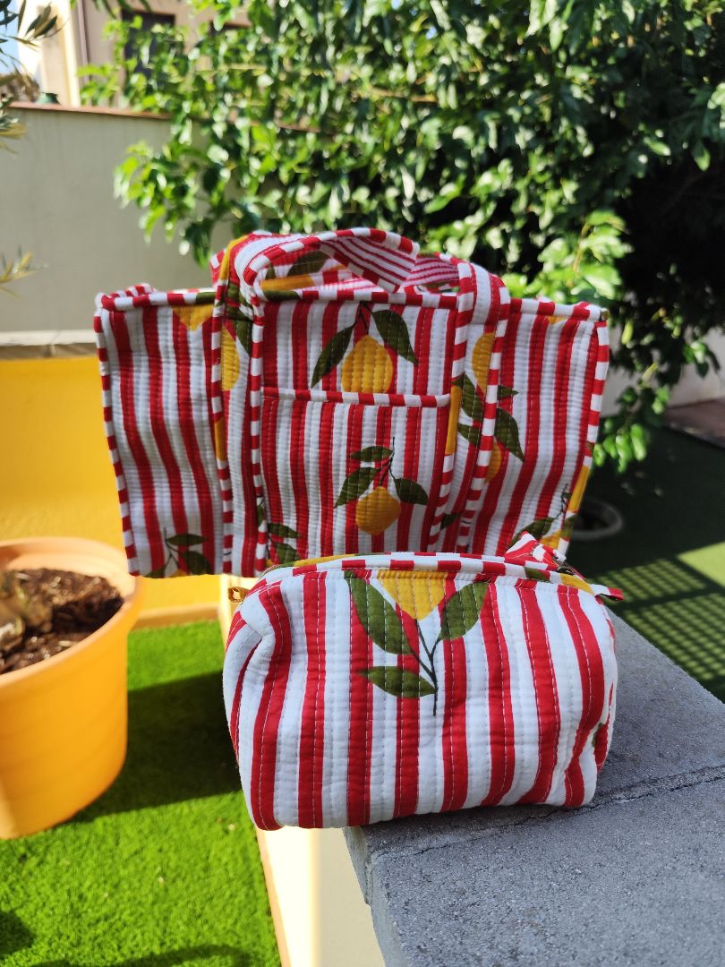 Bolso con cremallera limones y neceser