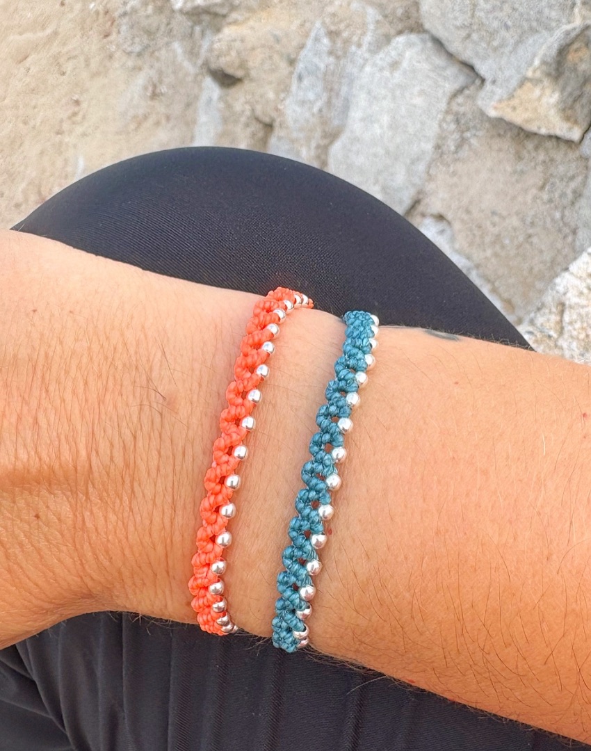 Pulsera de macramé mini zig-zag