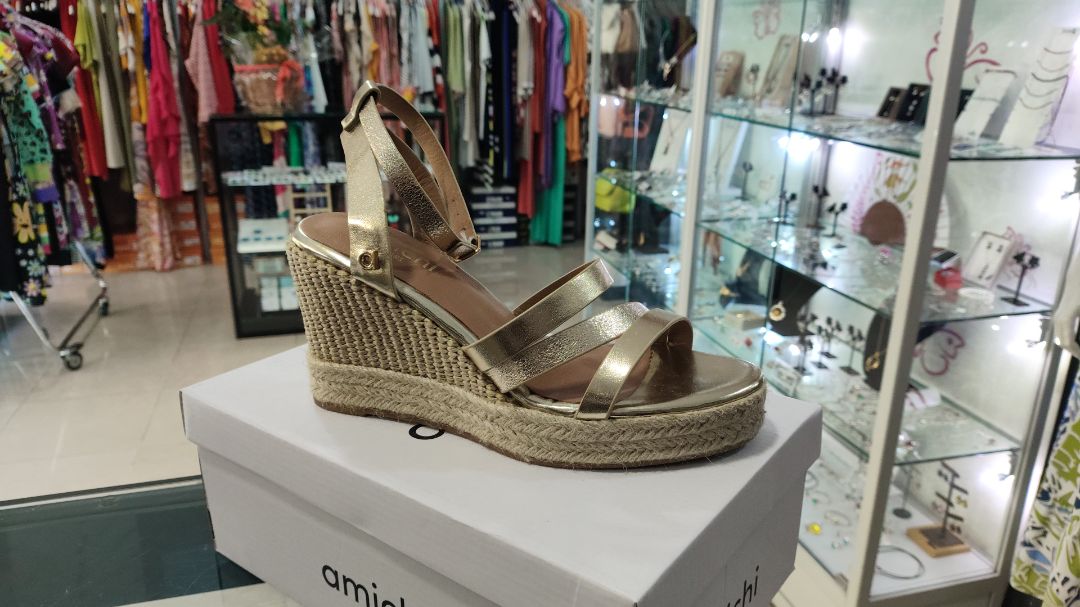 Sandalias Amichi