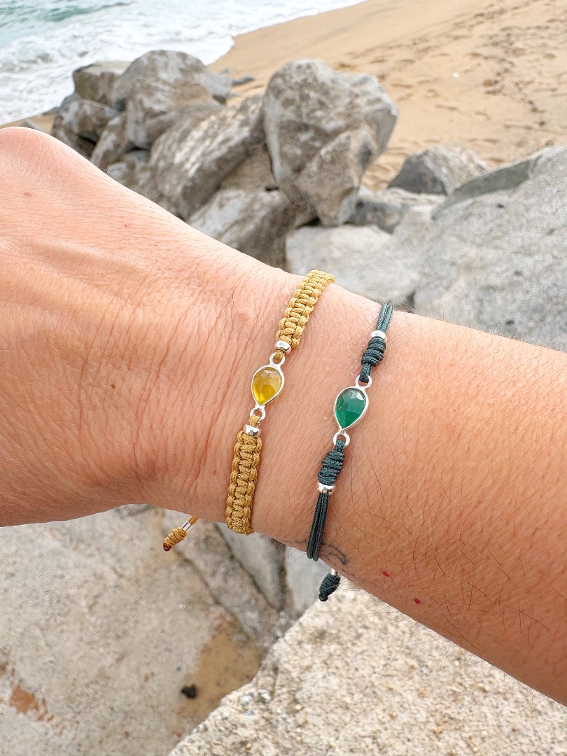 Pulsera con piedra natural y plata de ley