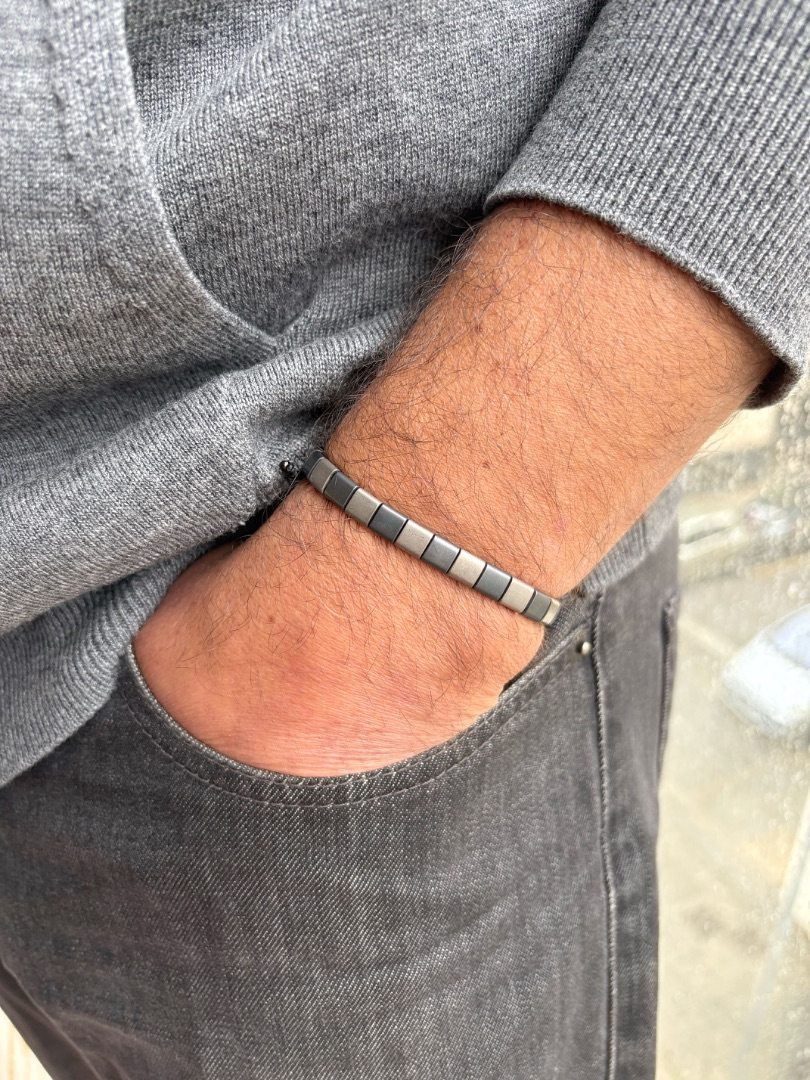Pulsera hombre con piezas miyuki