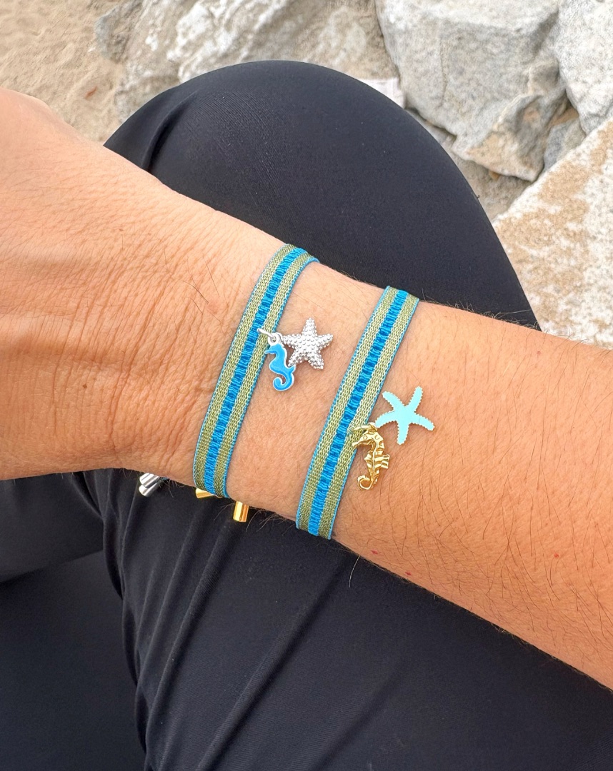 Pulsera cinta el&aacute;stica y abalorios mar&iacute;timos plata