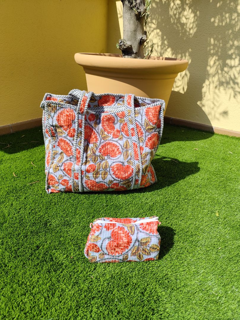 Bolso tote bag con neceser a juego