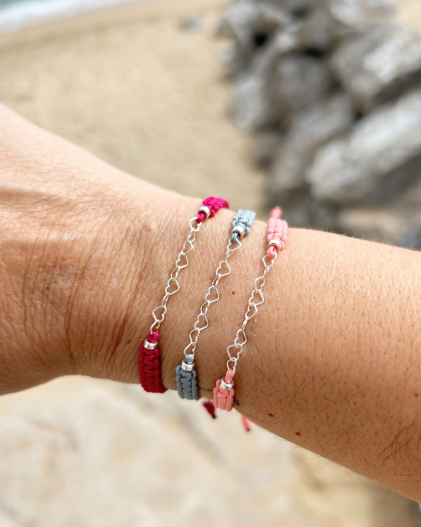 Pulsera cadenita de corazones de plata