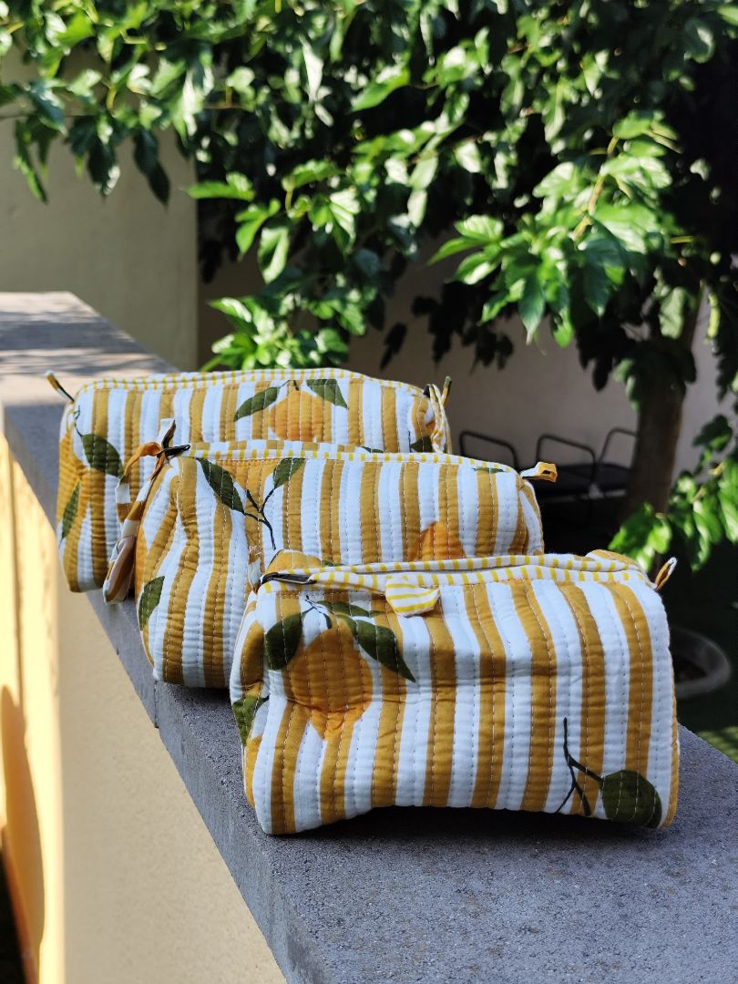 Necesers limones amarillo