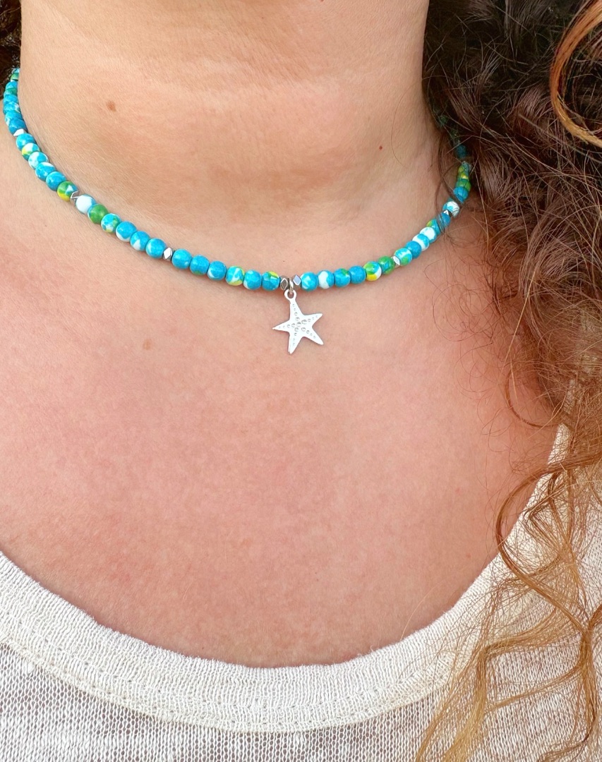 Collar de &aacute;gatas turquesa🩵🤍💛